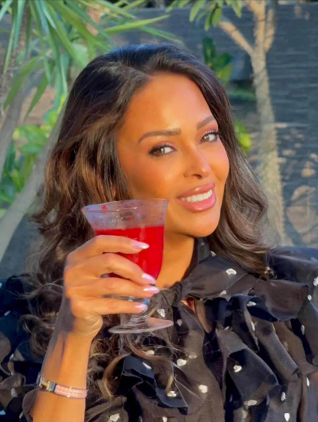 داليا البحيري تتصدر الترند بإطلالة جريئة في أحدث ظهور لها 5 داليا البحيري