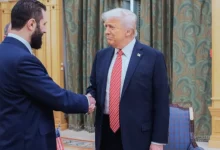 الشرع وترامب.. أول محادثات رسمية تفتح باب التفاهم في القضايا الدولية 2 الشرع وترامب.. أول محادثات رسمية