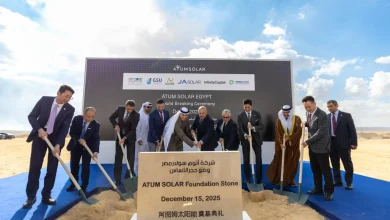 بحضور كامل الوزير.. وضع حجر الأساس لمجمع «أتوم سولار» لإنتاج ألواح الطاقة الشمسية بالعين السخنة 7 بحضور كامل الوزير.. وضع حجر الأساس لمجمع «أتوم سولار» لإنتاج ألواح الطاقة الشمسية بالعين السخنة